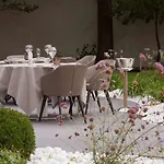 Mas De Boudan Hotel