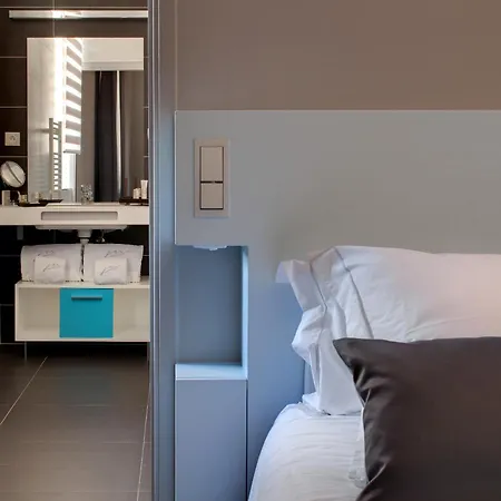 Hotel Mas De Boudan**** 4*