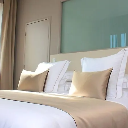Mas De Boudan**** Hotel 4*